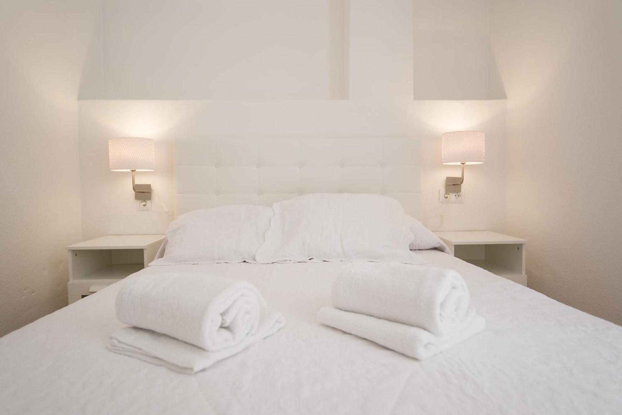 Cathedral Suites Malaga Exterior photo